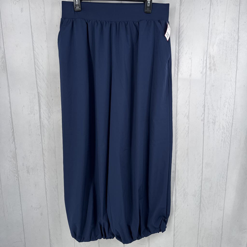 L pull-on joggers