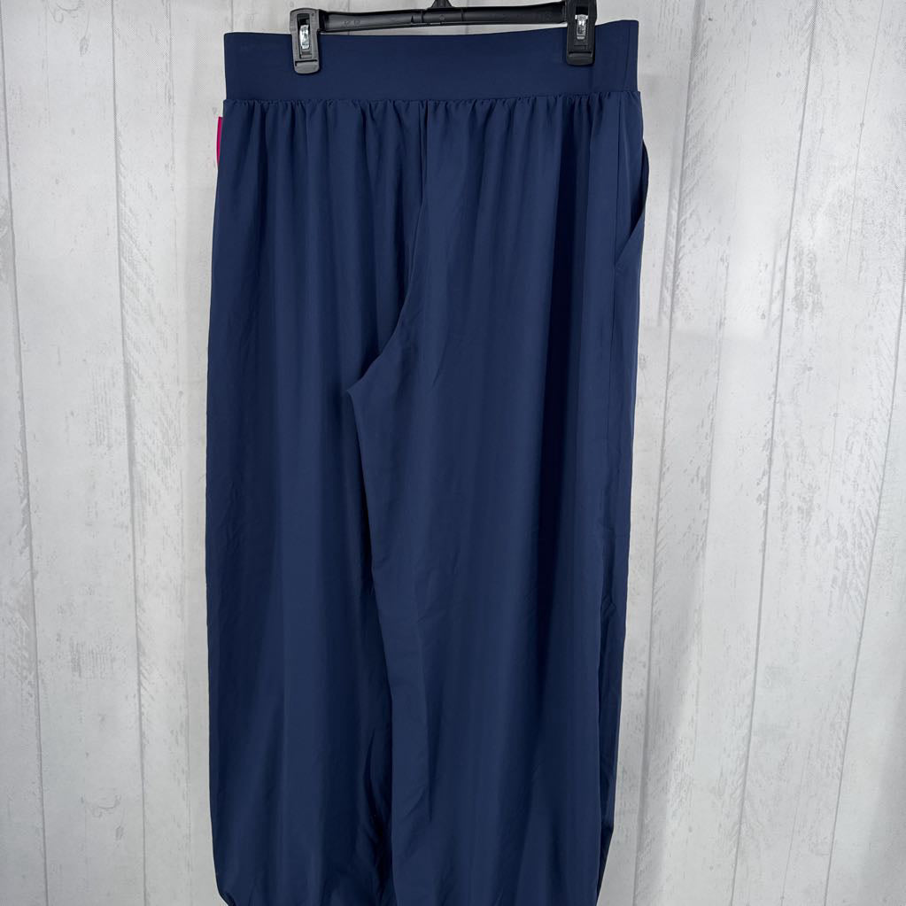 L pull-on joggers