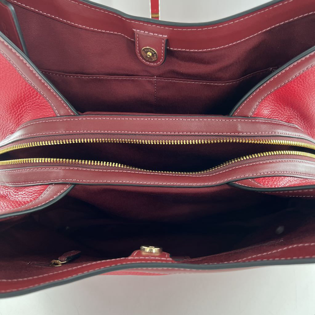 Coach Kristy Pebbled Leather Shoulder Bag pebbled - triple compartment