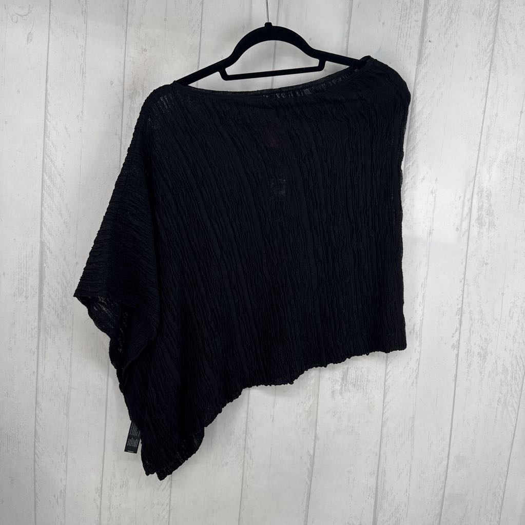 R167 O/S knit poncho