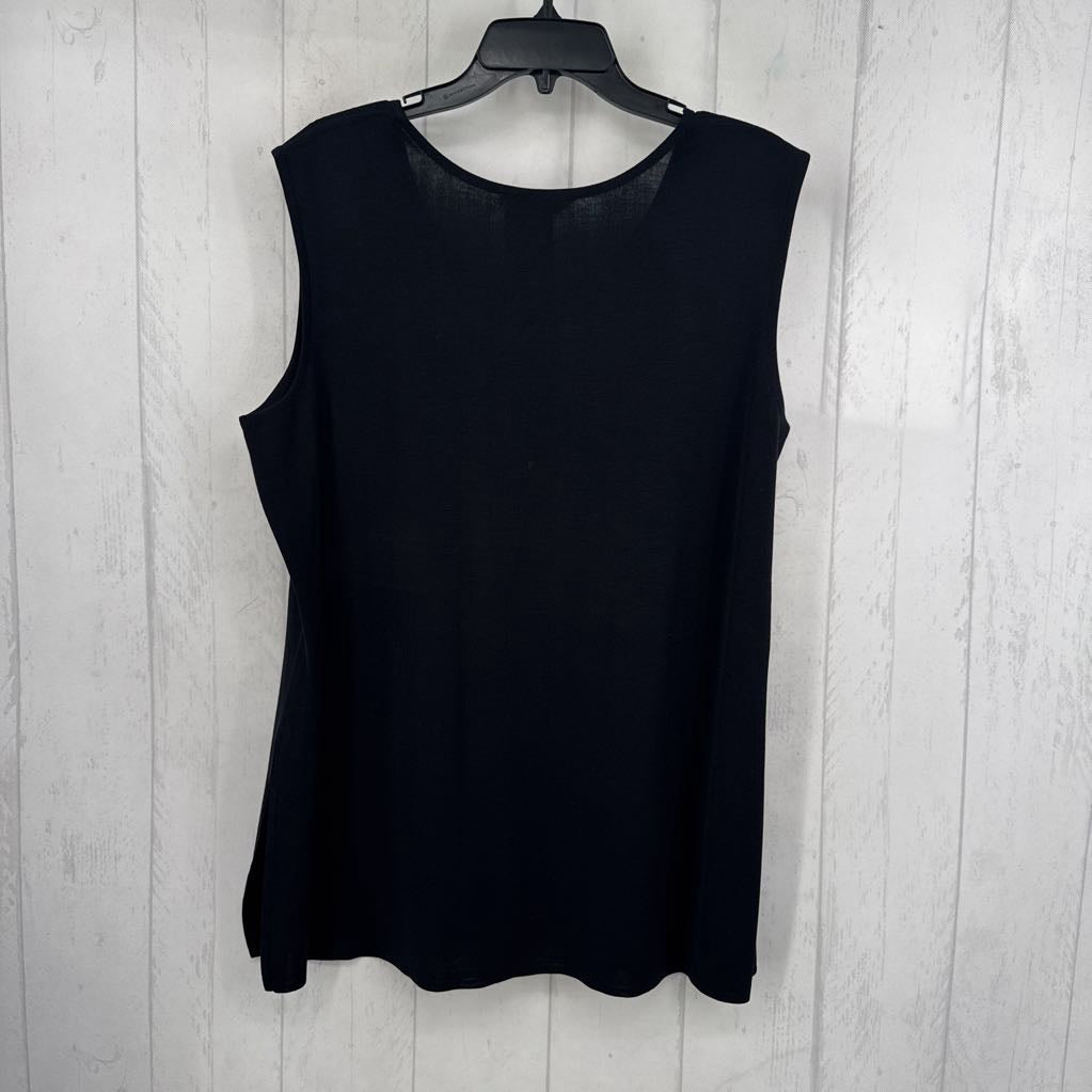 XL scoop neck knit tank
