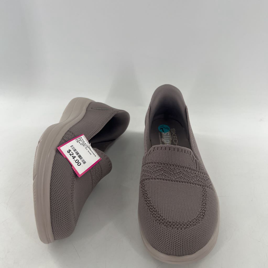 7.5 slip on knit loafer