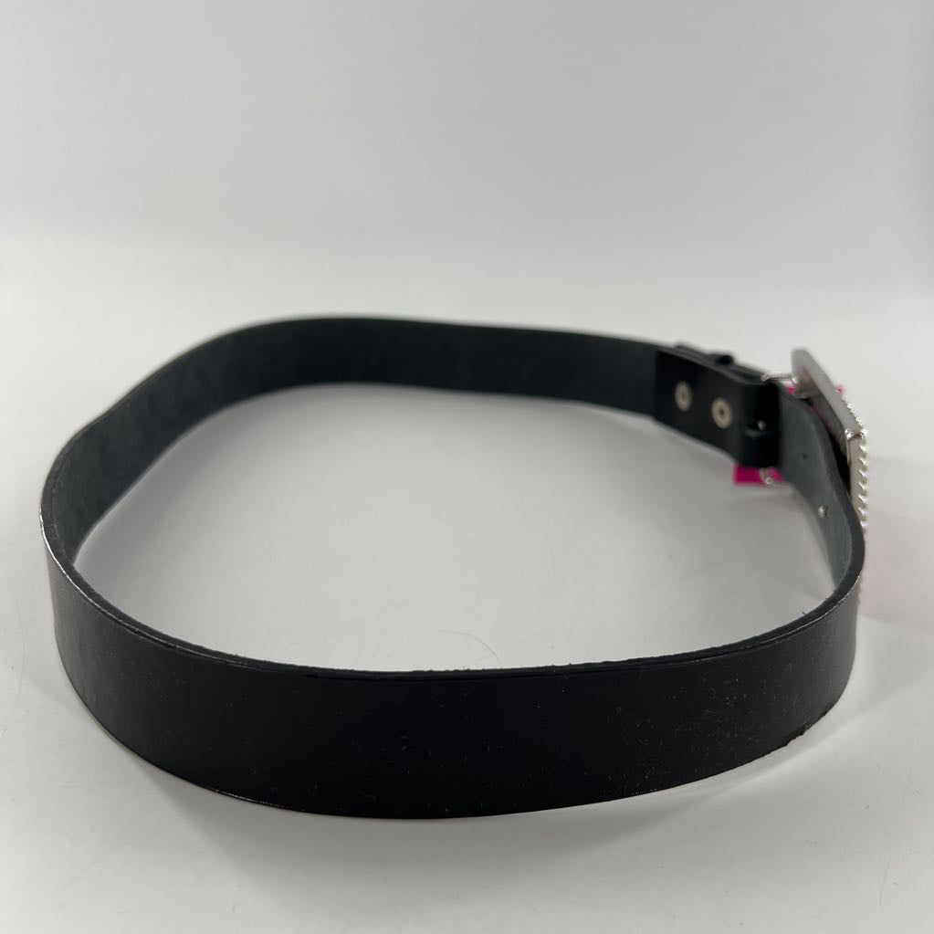 L black belt w/ embelished flag buckle