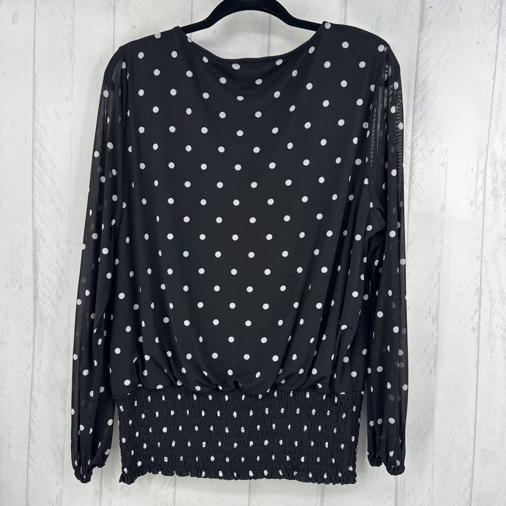1x l/s polka dot smocked top