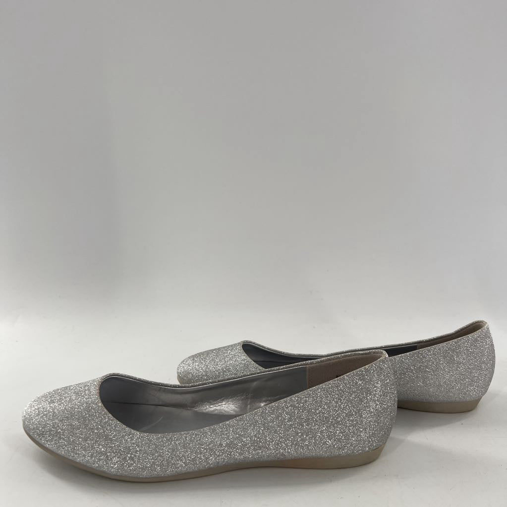 8.5 sparkly slip-on flats