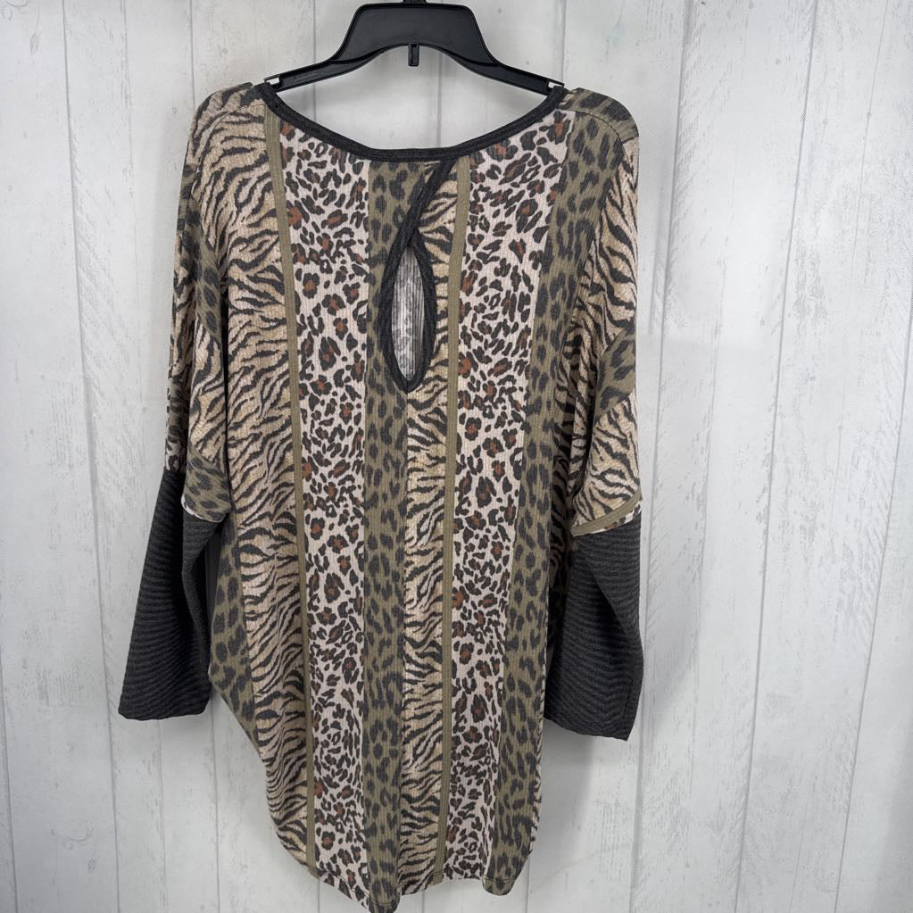 M animal print v-neck dolman slv top