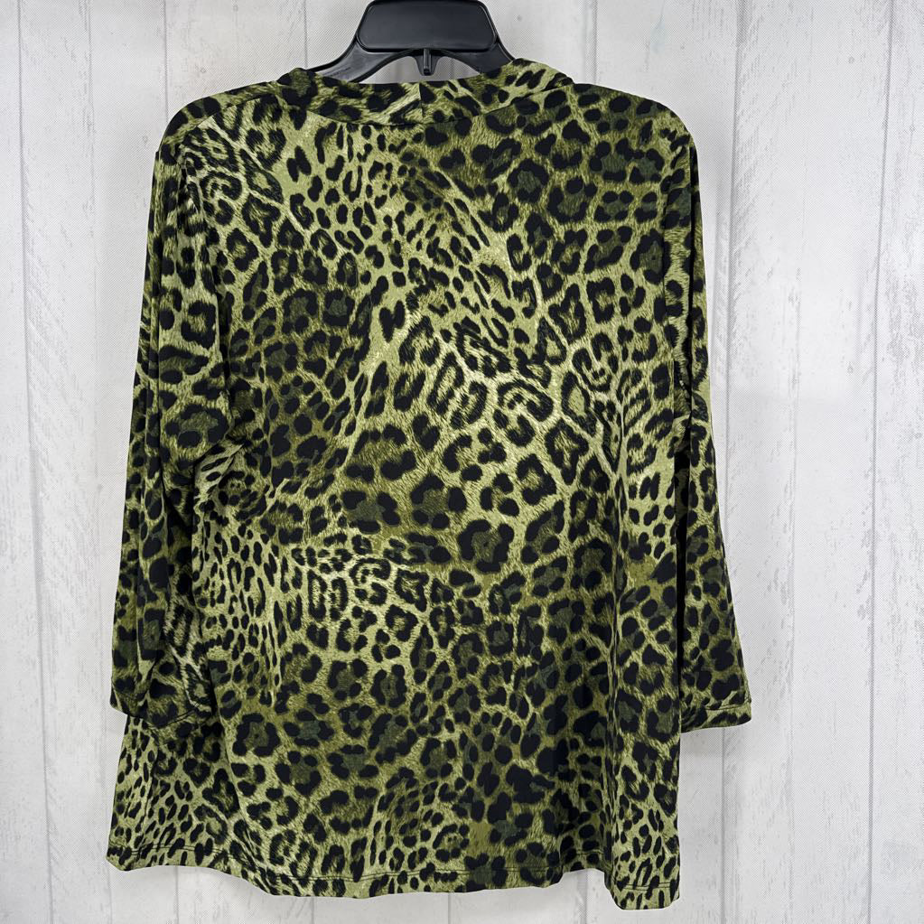 L animal print square neck 3/4 slv top