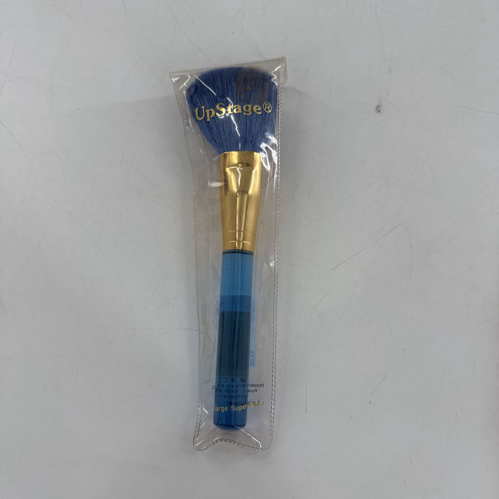 makeup brush