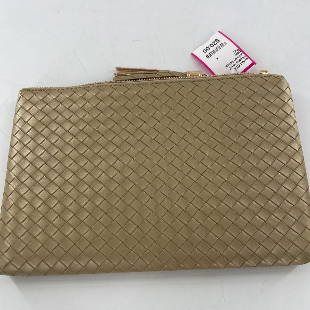 woven tassel pouch