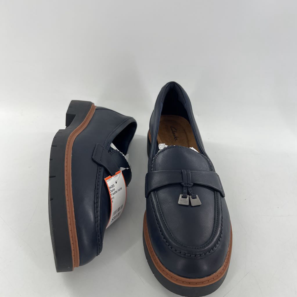 11 leather loafer