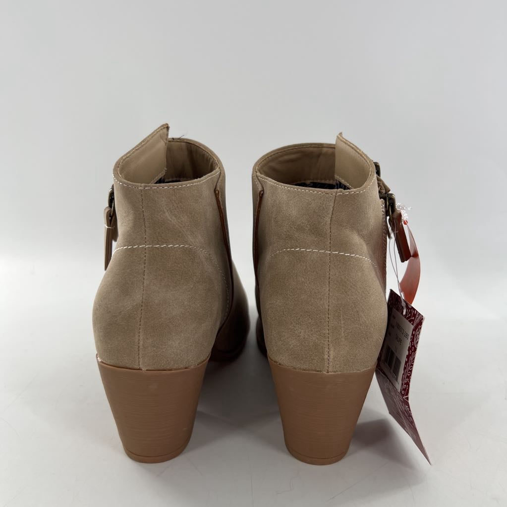 11 vegan leather ankle boot