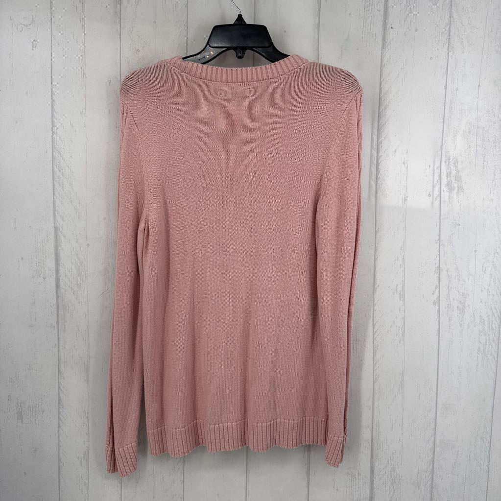 M v-neck cable knit sweater