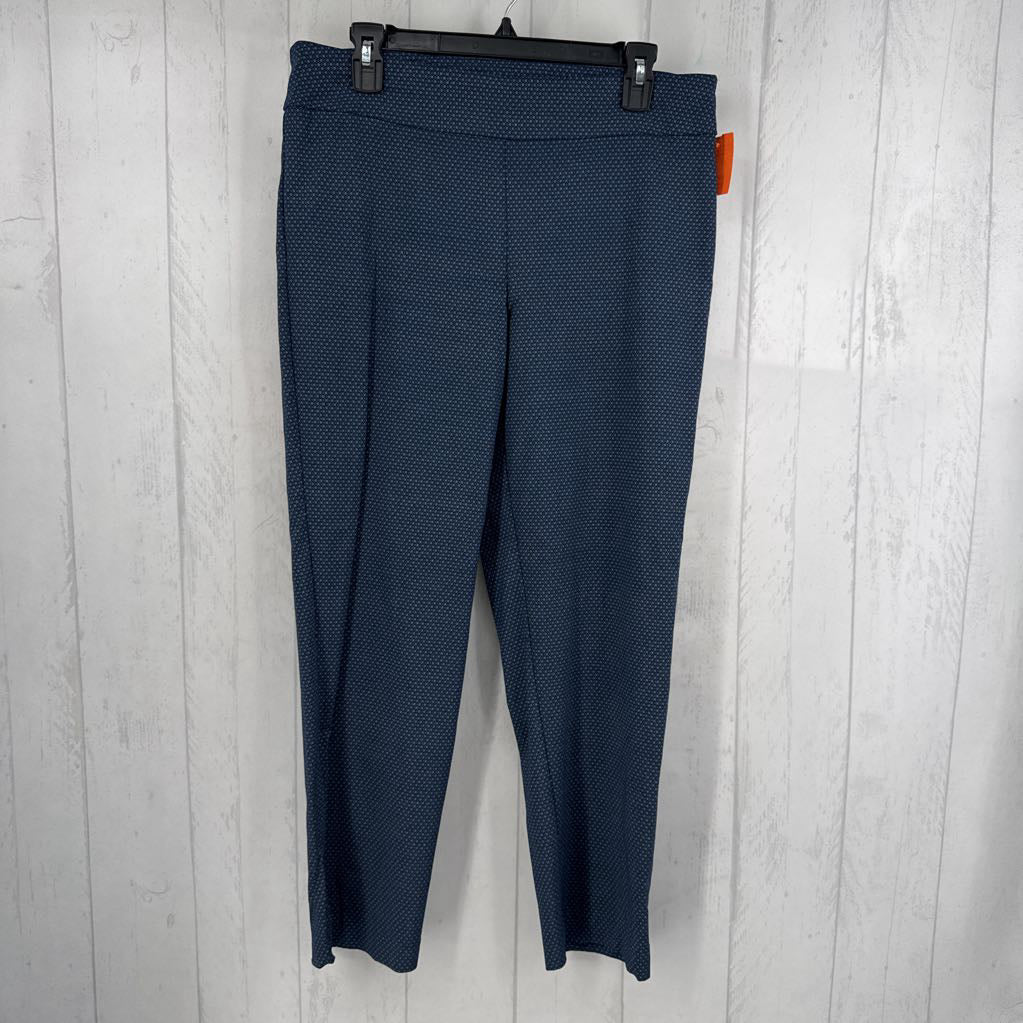 14 printed pull-on pant