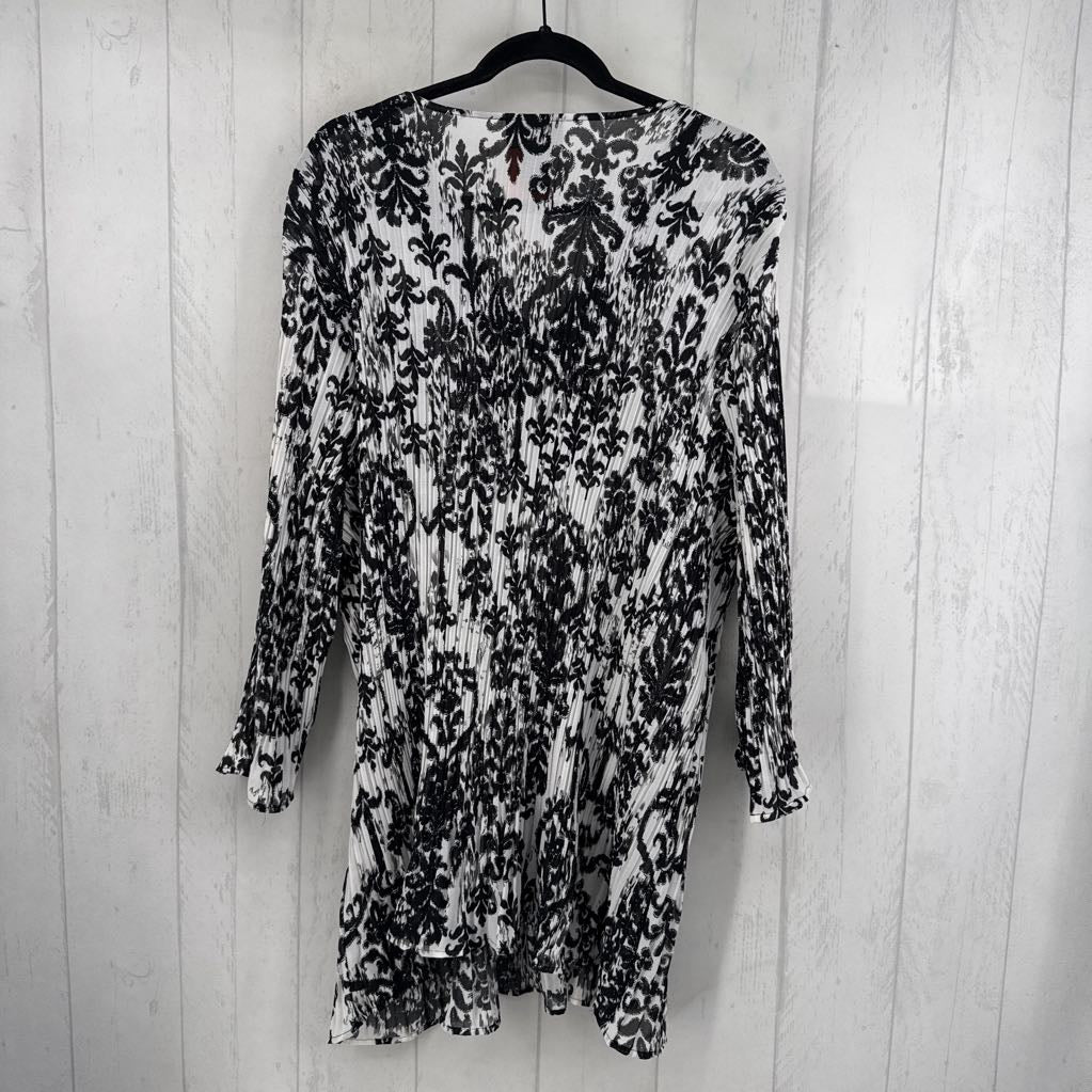 4X damask print embelished pleated l/s top