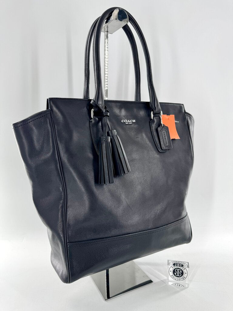 tassel dual handle tote