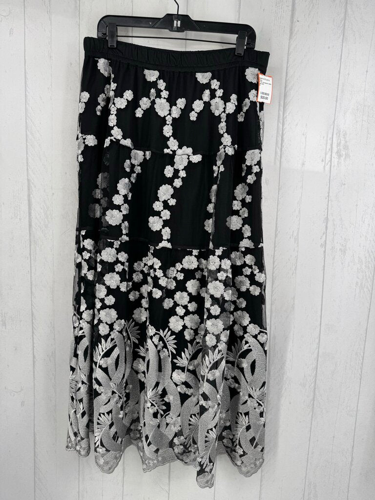 M flo jacquard skirt