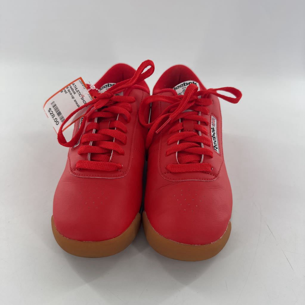 9 lace-up sneaker