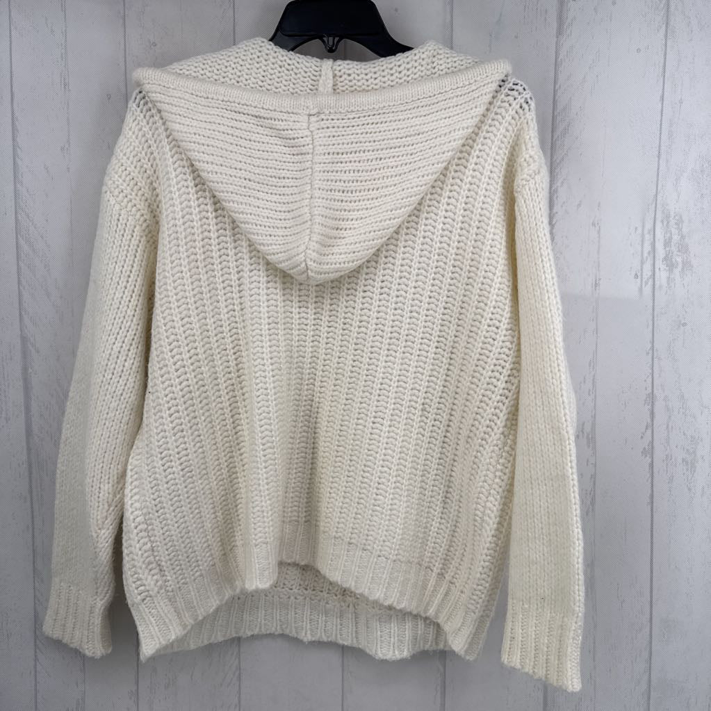 XS hooded pullover sweater