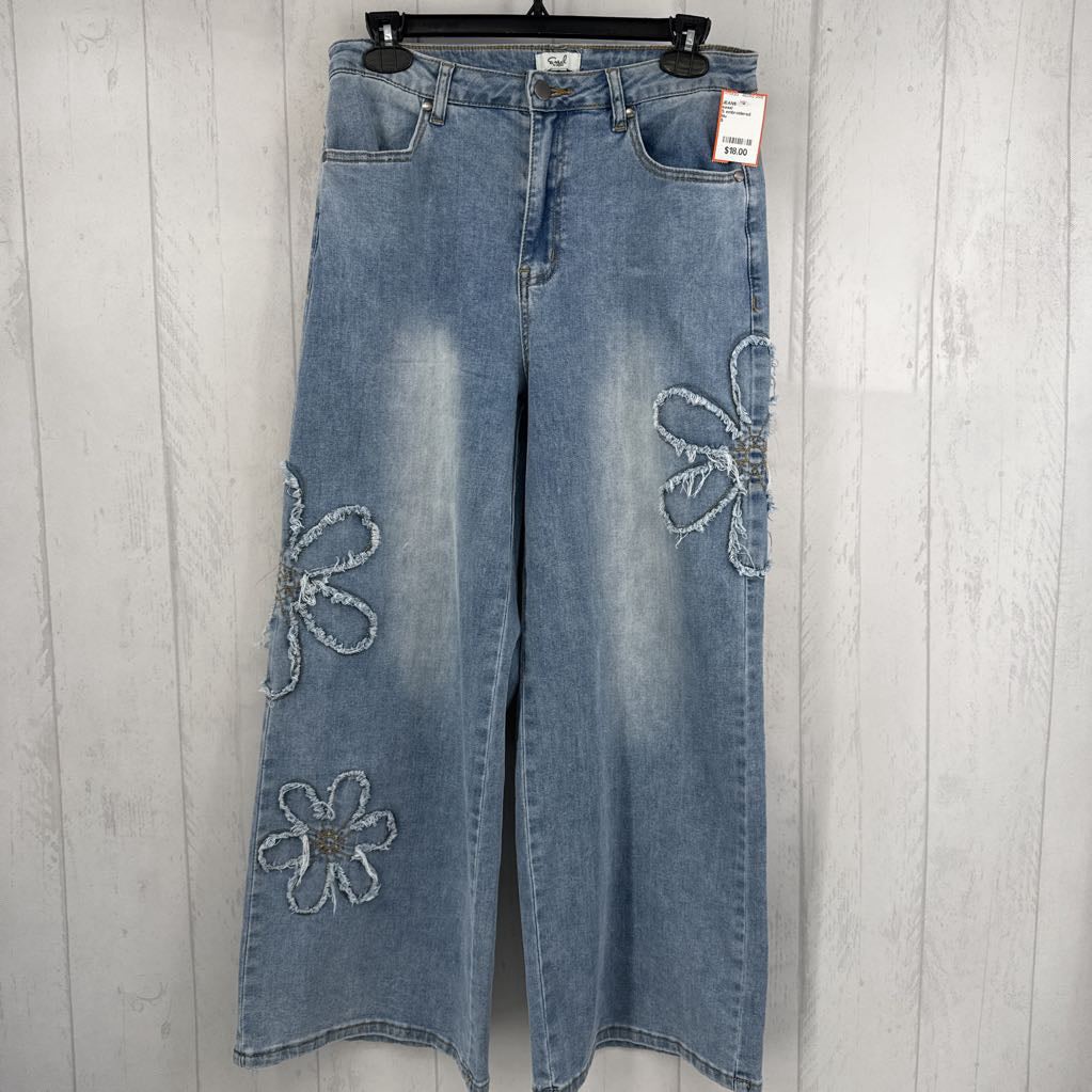 S embroidered flowers wide leg jean