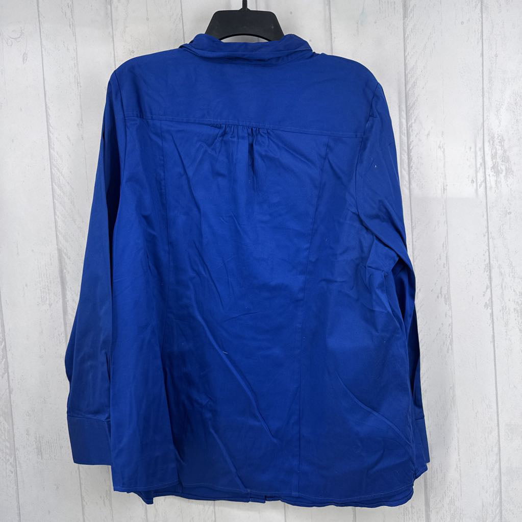 22 gathered button down l/s top