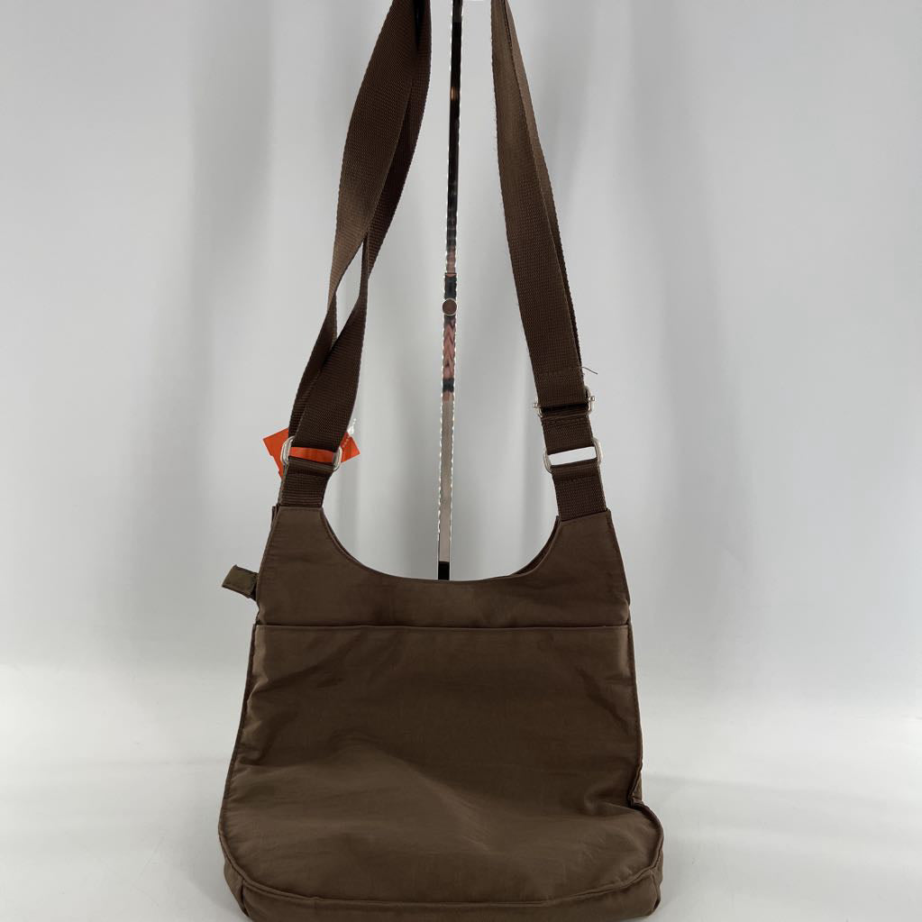 zipper pocket front nylon crossbody