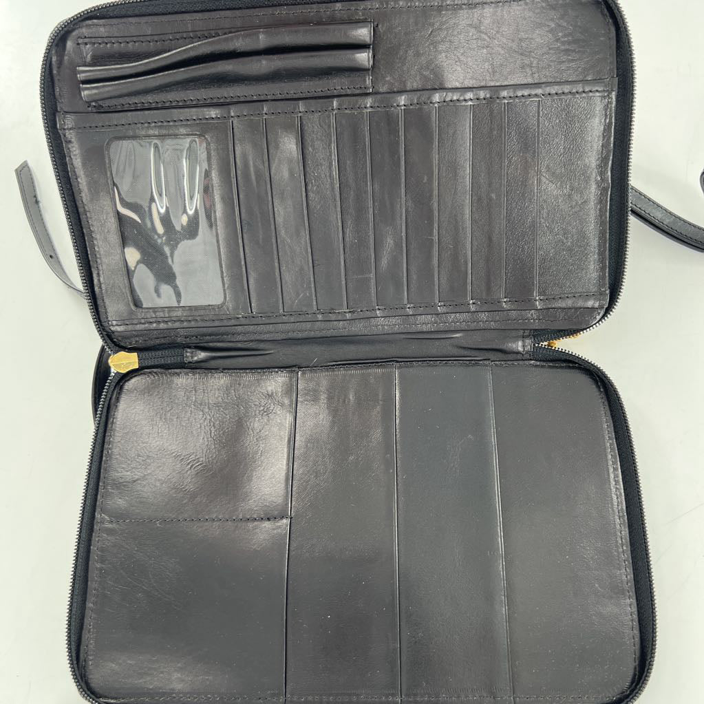 zip around organizer crossbody