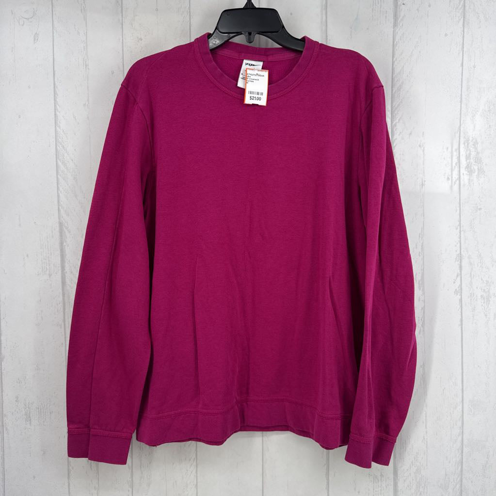 M crewneck sweatshirt