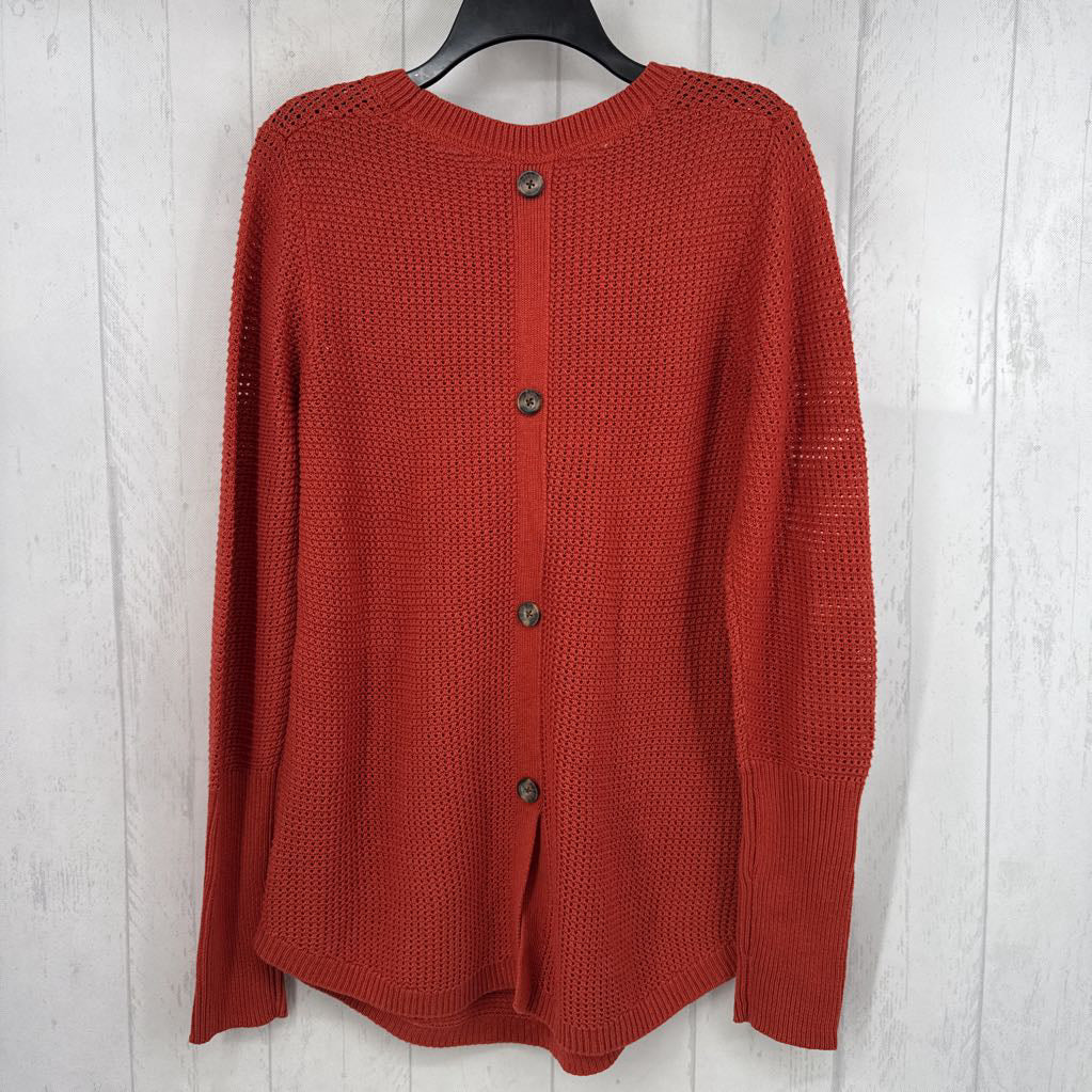 L crochet button back sweater