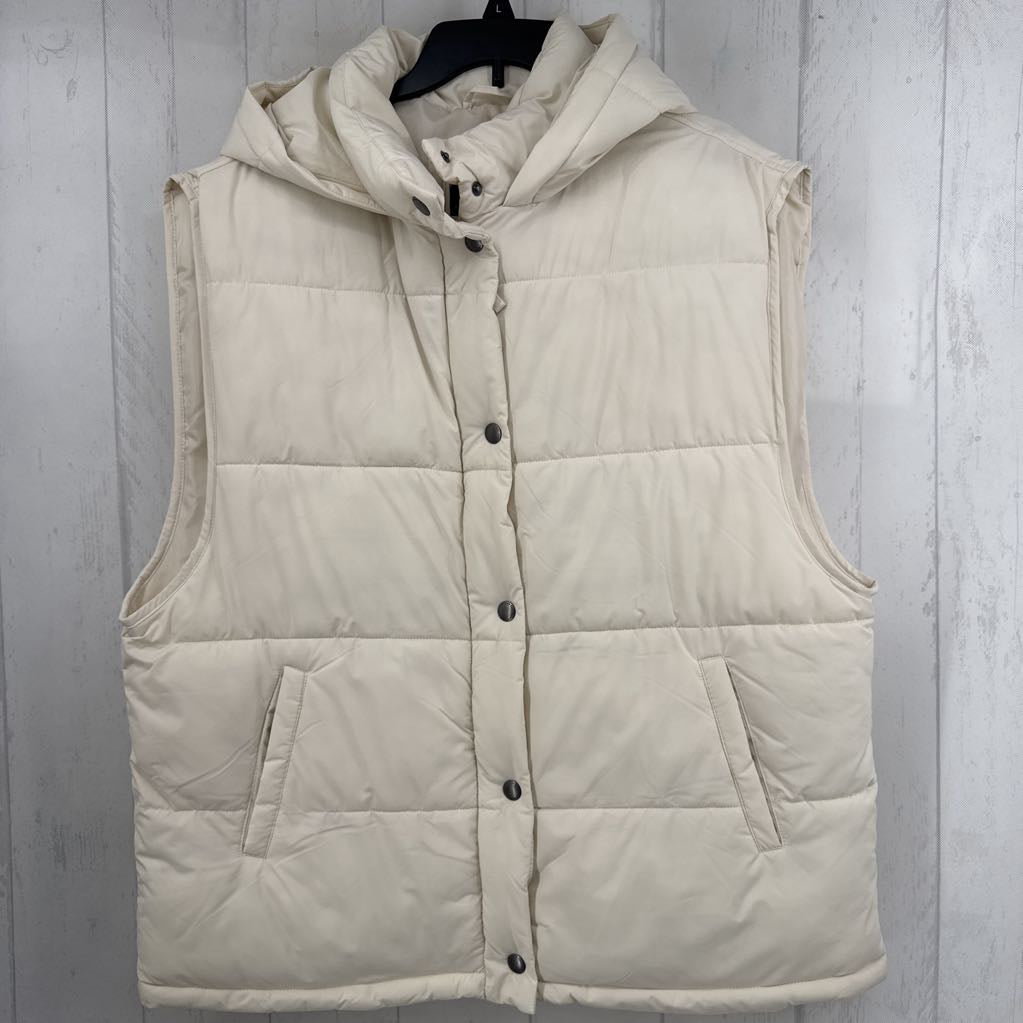 XL nylon puffer vest