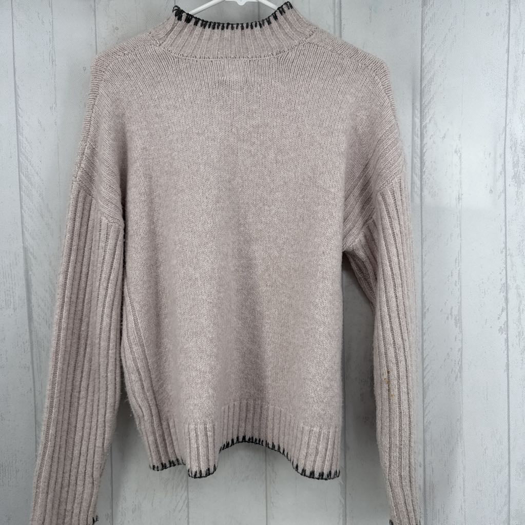 S stitched mock neck sweater
