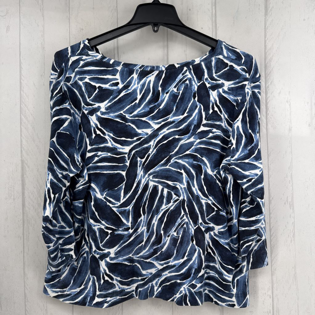 XL printed v-neck 3/4 slv tee