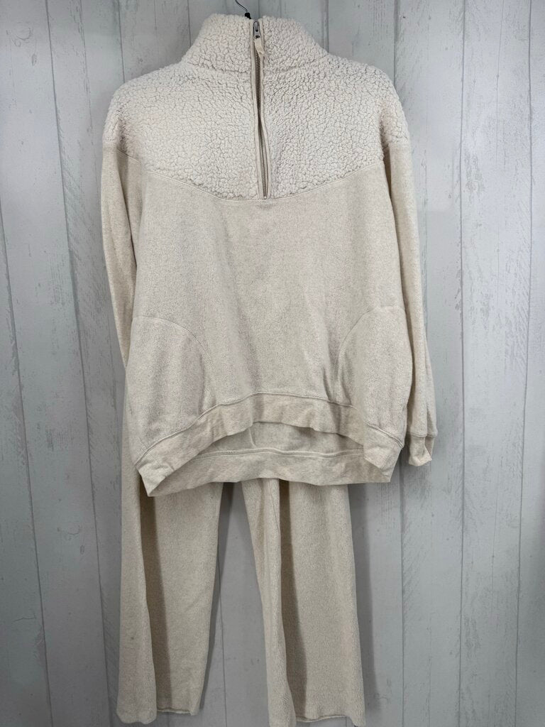 M/L 2pc fleece pantset
