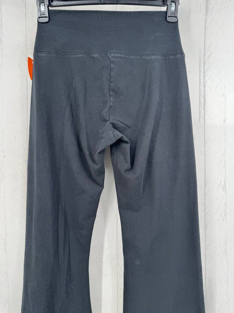 L hi-rise flare leggings