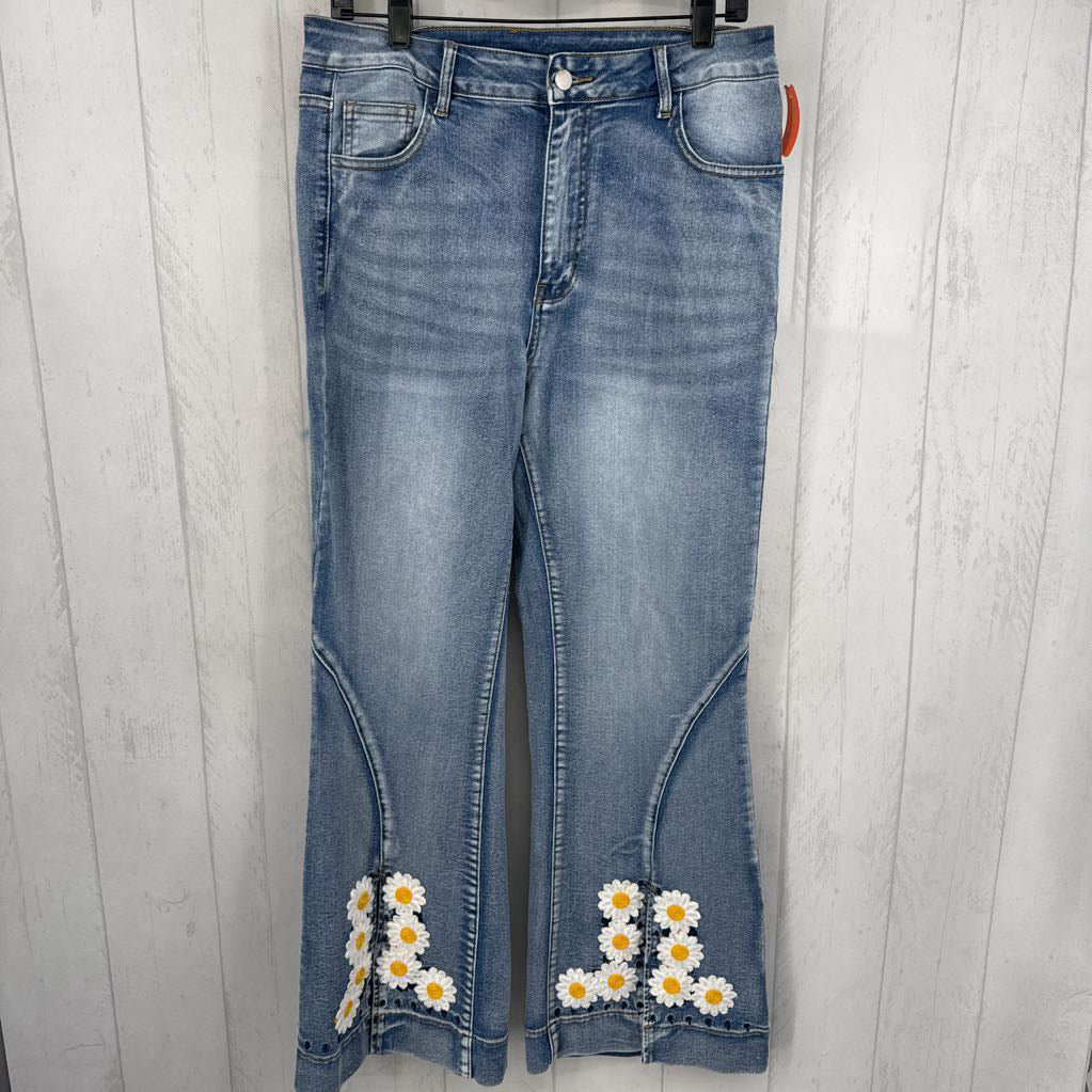L daisy embroidered wide leg jean