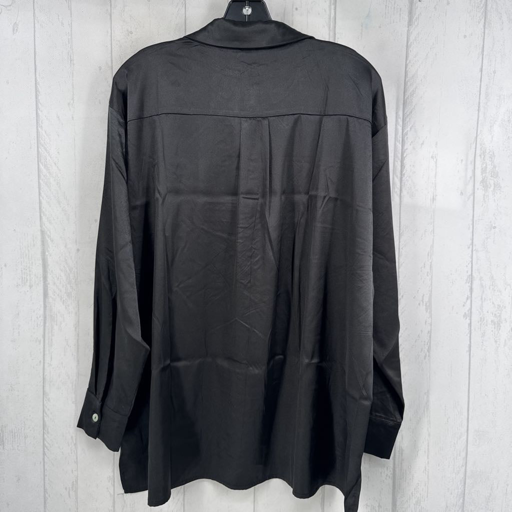 M silky button down l/s top