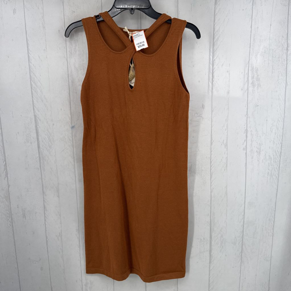 L cutout knit slvls dress