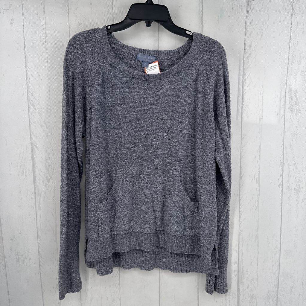 L cozy crewneck sweater