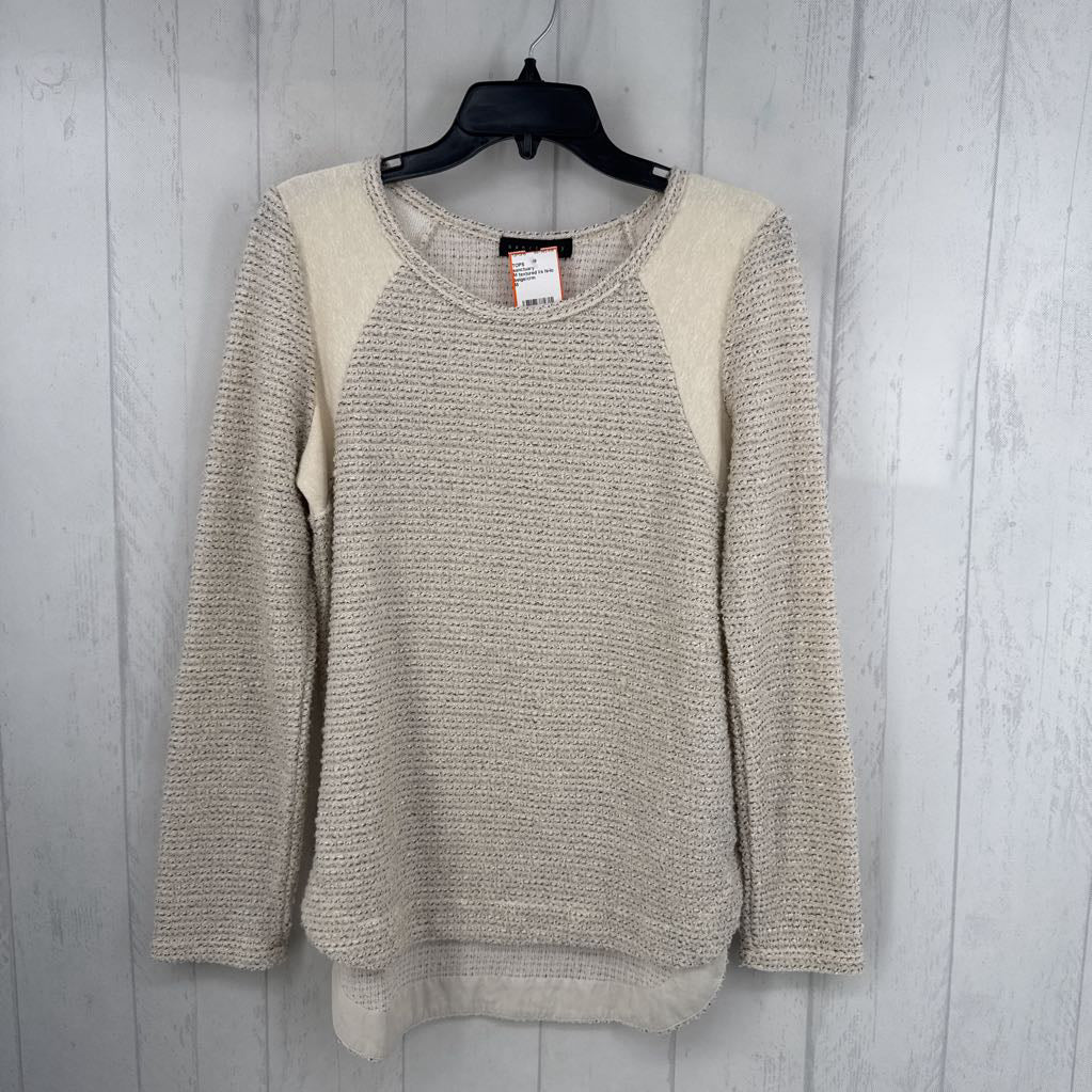M textured l/s hi-lo top