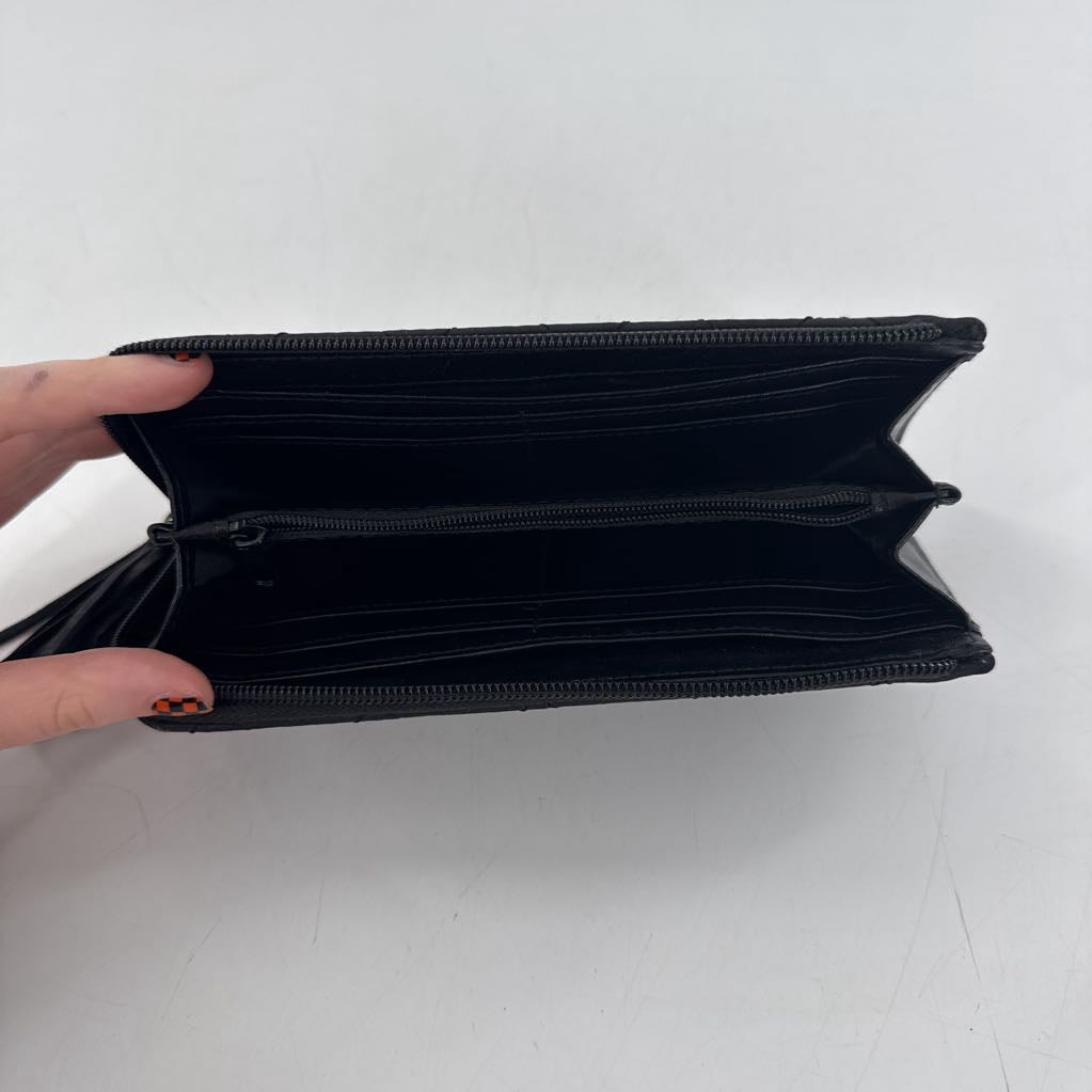Harry potter embellished quilted zip around wallet