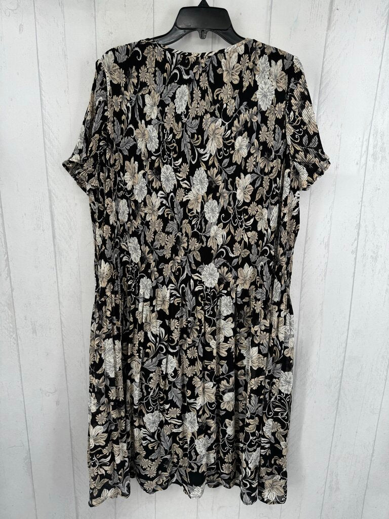 L flo print pleated v-neck flutter slv dress