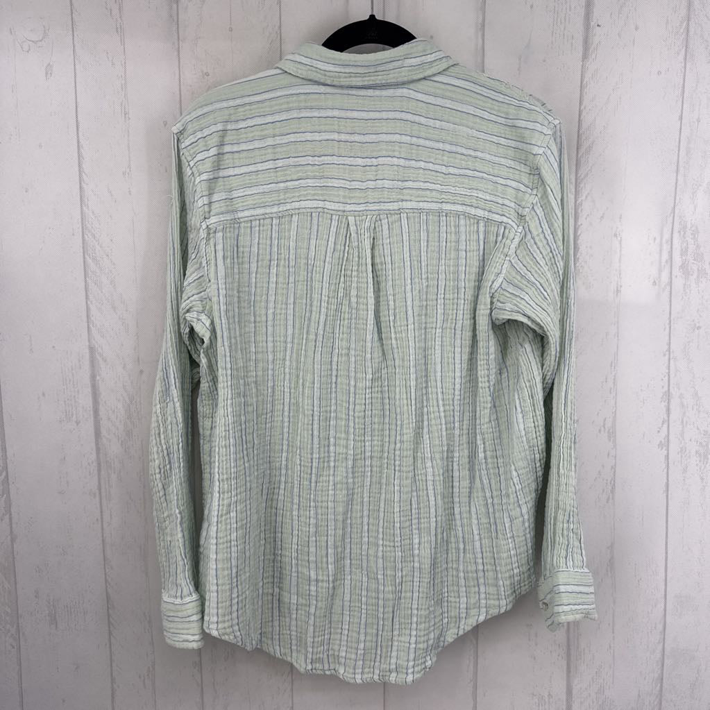XXL striped button down l/s top