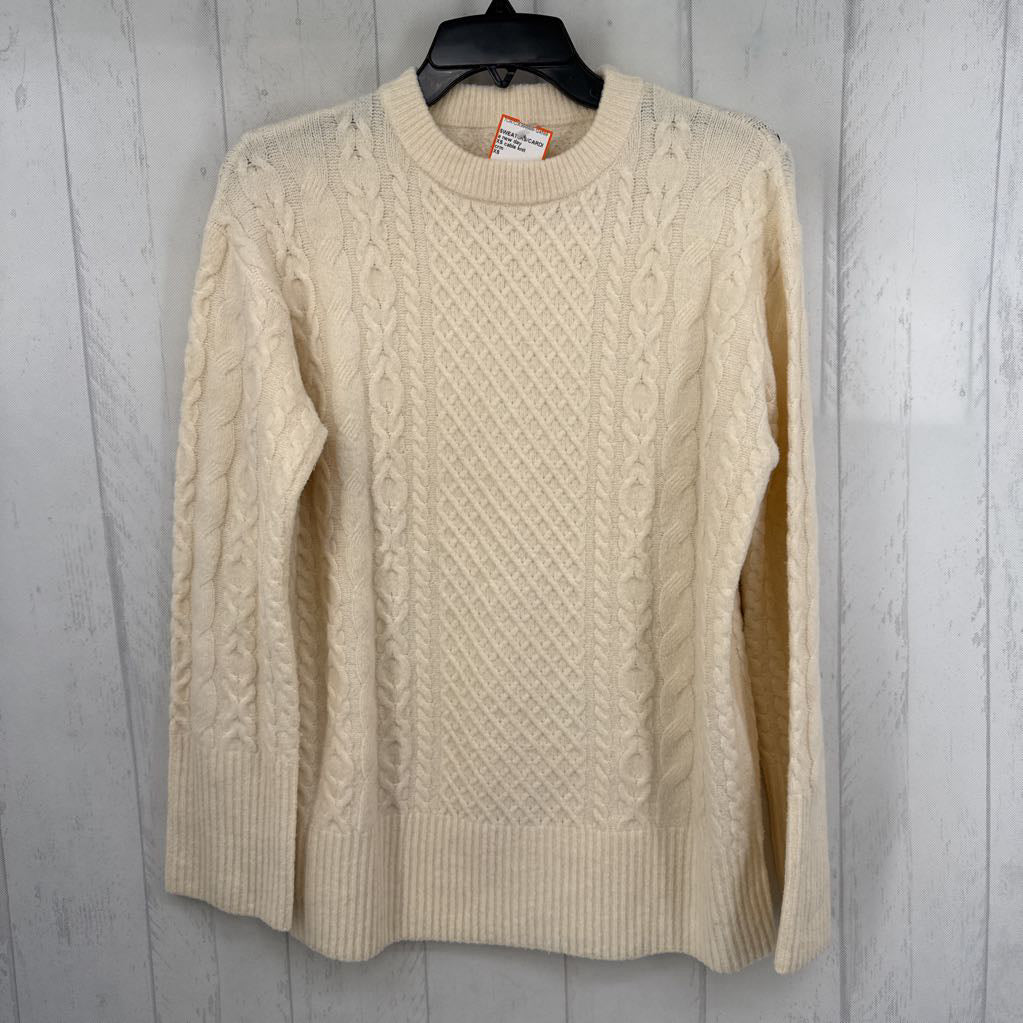 XS cable knit sweater