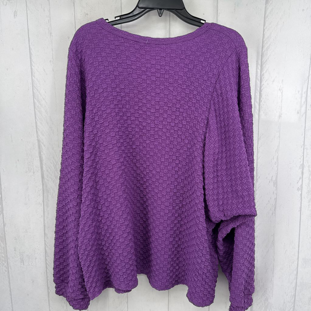 1X textured l/s top