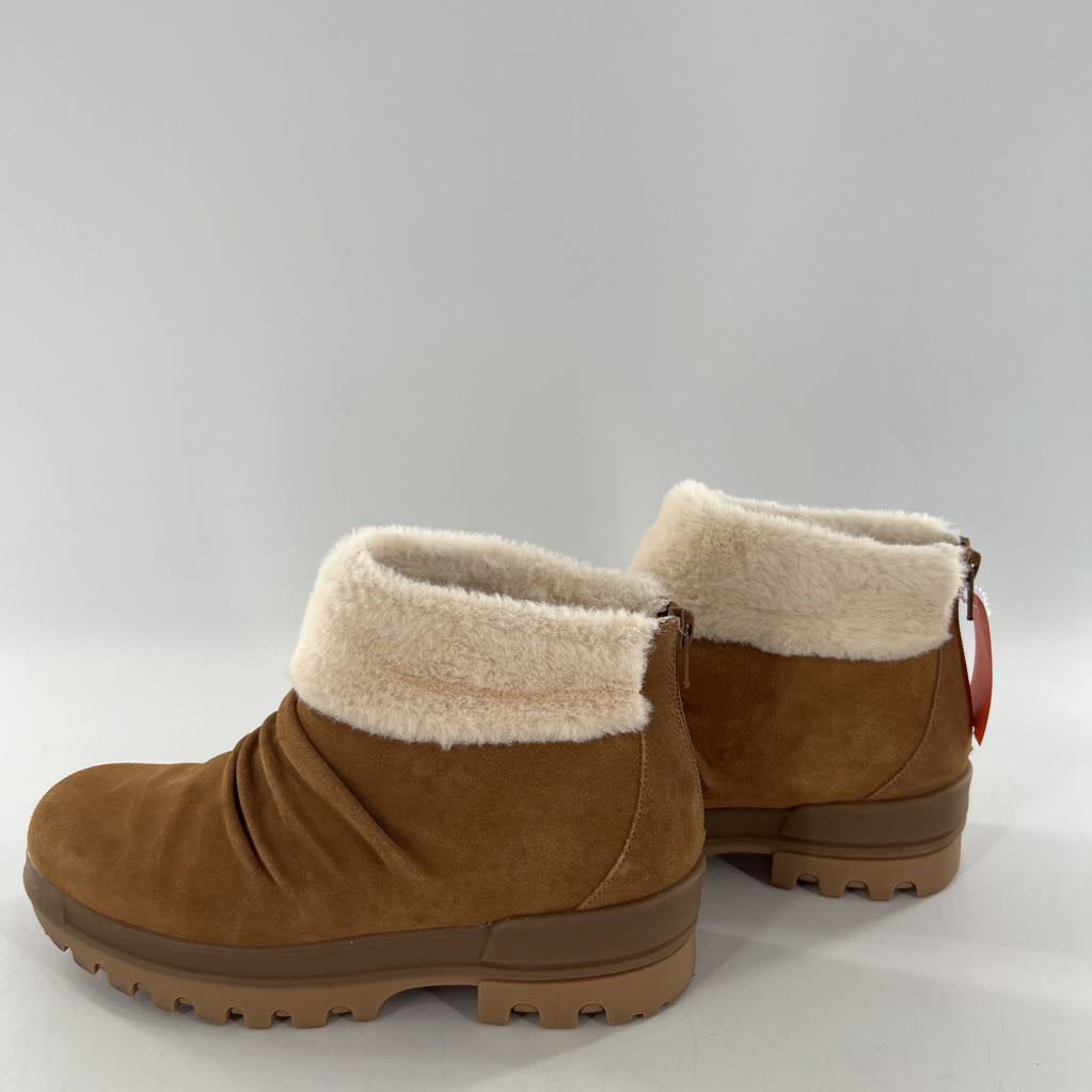 7.5 faux fur lined ankle boot