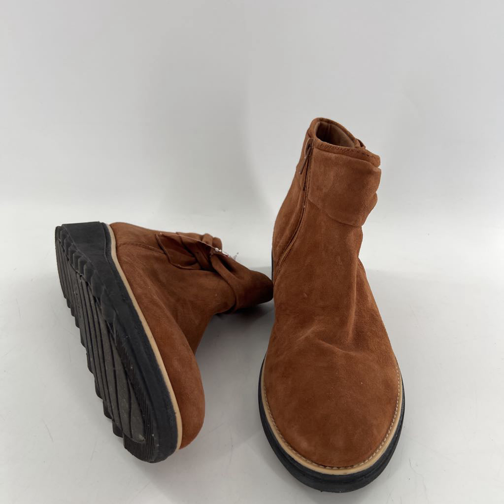 8.5 wedge heel suede ankle boot