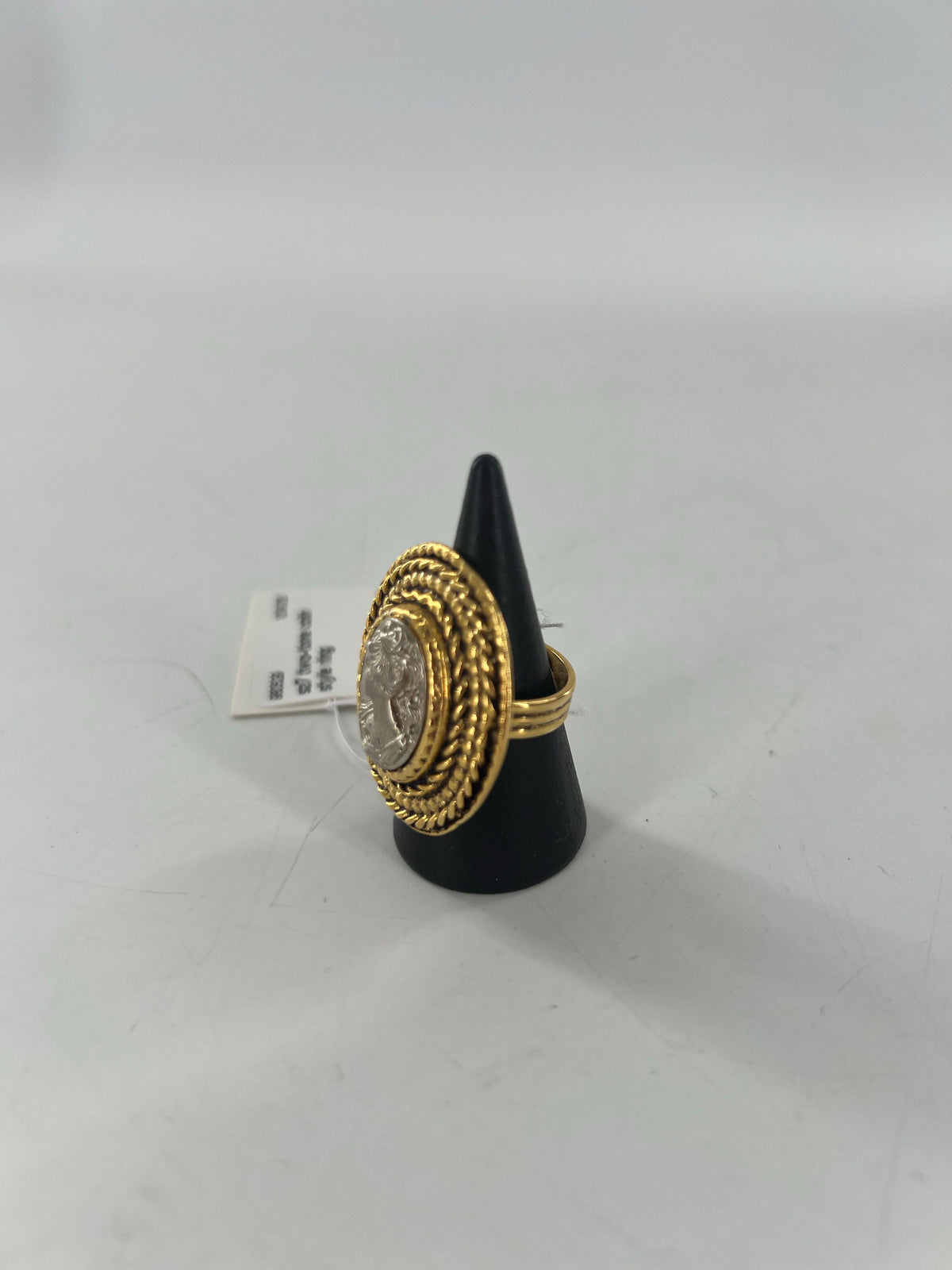 sz7 two-tone coin style ring
