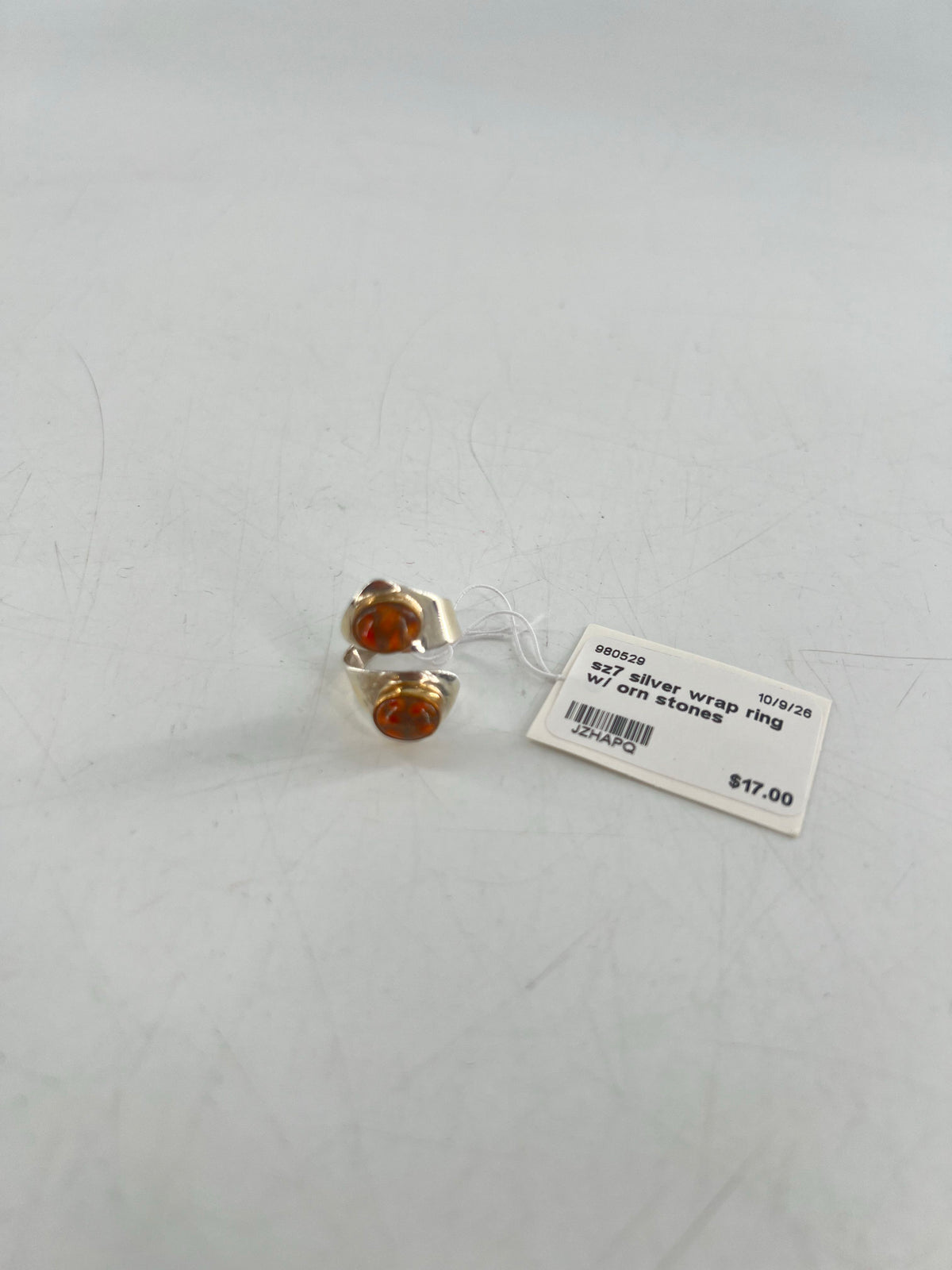 sz7 silver wrap ring w/ orn stones