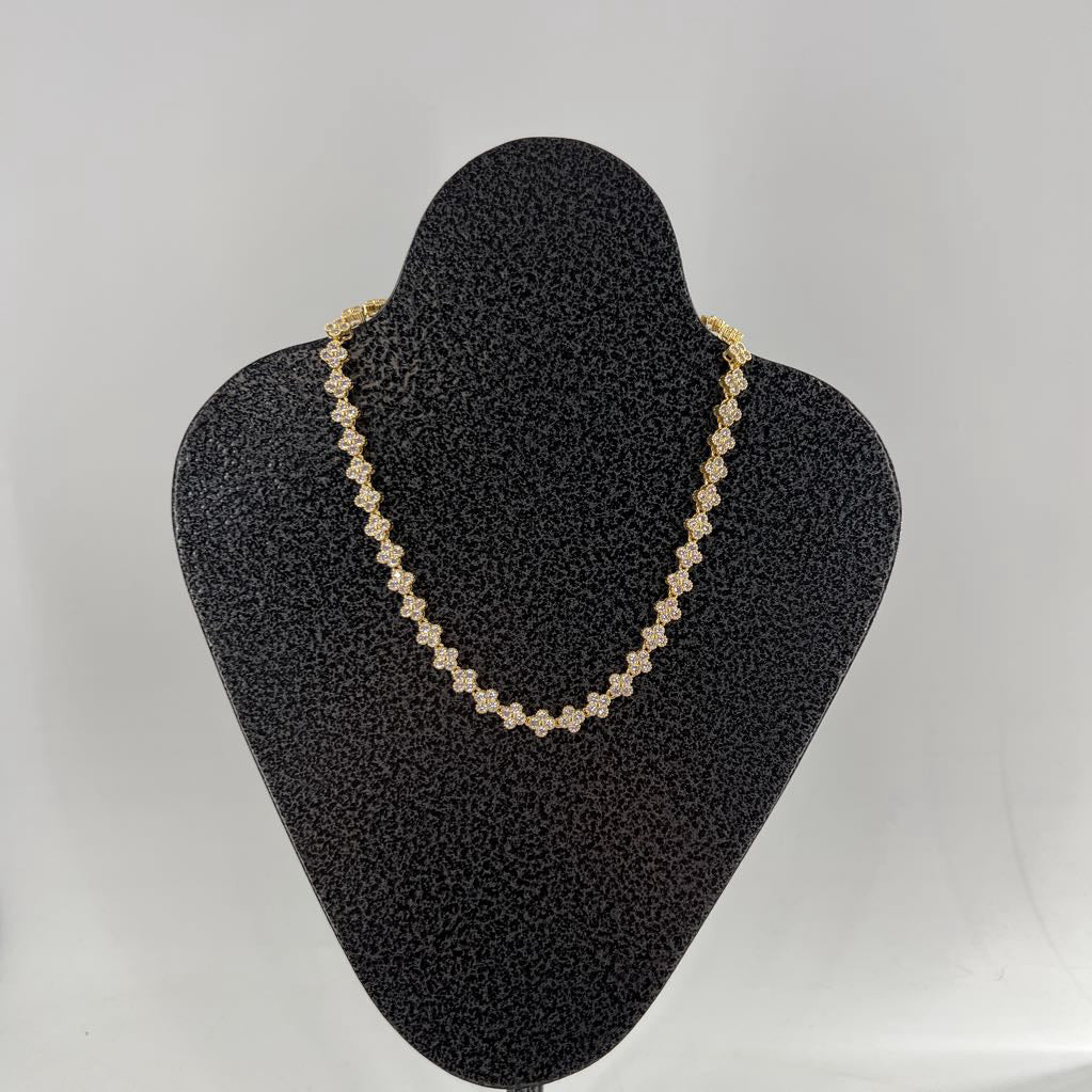 9" gold clover cz necklace