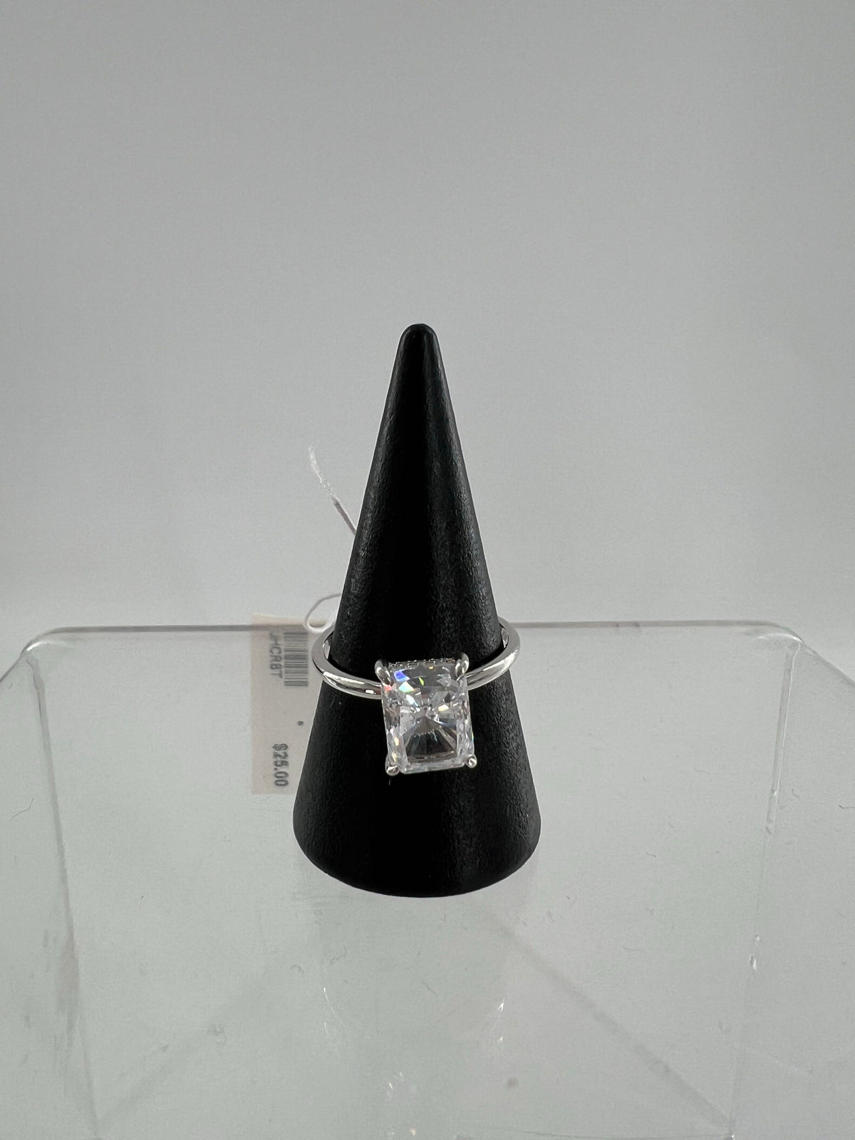 sz 7 .925 silver cz stone ring