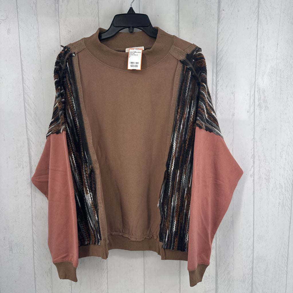 M embroidered mock neck sweatshirt